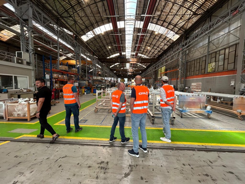 Kijkje in de fabriek van CIFA in Milaan