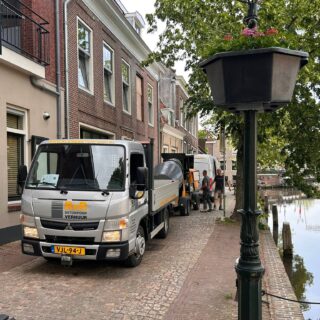 Fotodump van een zonnige werkweek! ☀️

Terwijl de temperatuur flink opliep, waren onze collega's door het hele land aan het werk.

Van bouwplaatsen in de stad tot projecten op een boerenerf, langs de snelweg of op plekken waar je normaal gesproken niet zo snel een betonpomp verwacht. Met tientallen projecten per dag zien onze machinisten iedere week weer iets anders.

Dit zijn een paar foto's die de afgelopen dagen zijn gedeeld. Altijd leuk om te zien waar iedereen terechtkomt én wat er samen wordt gerealiseerd. 😎

Fijn weekend!